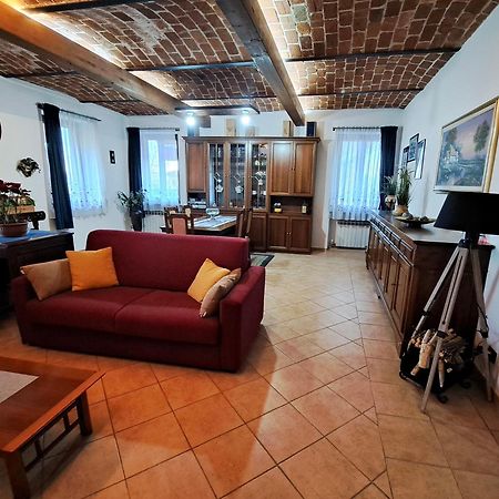 Casa Maya San Martino Alfieri Экстерьер фото